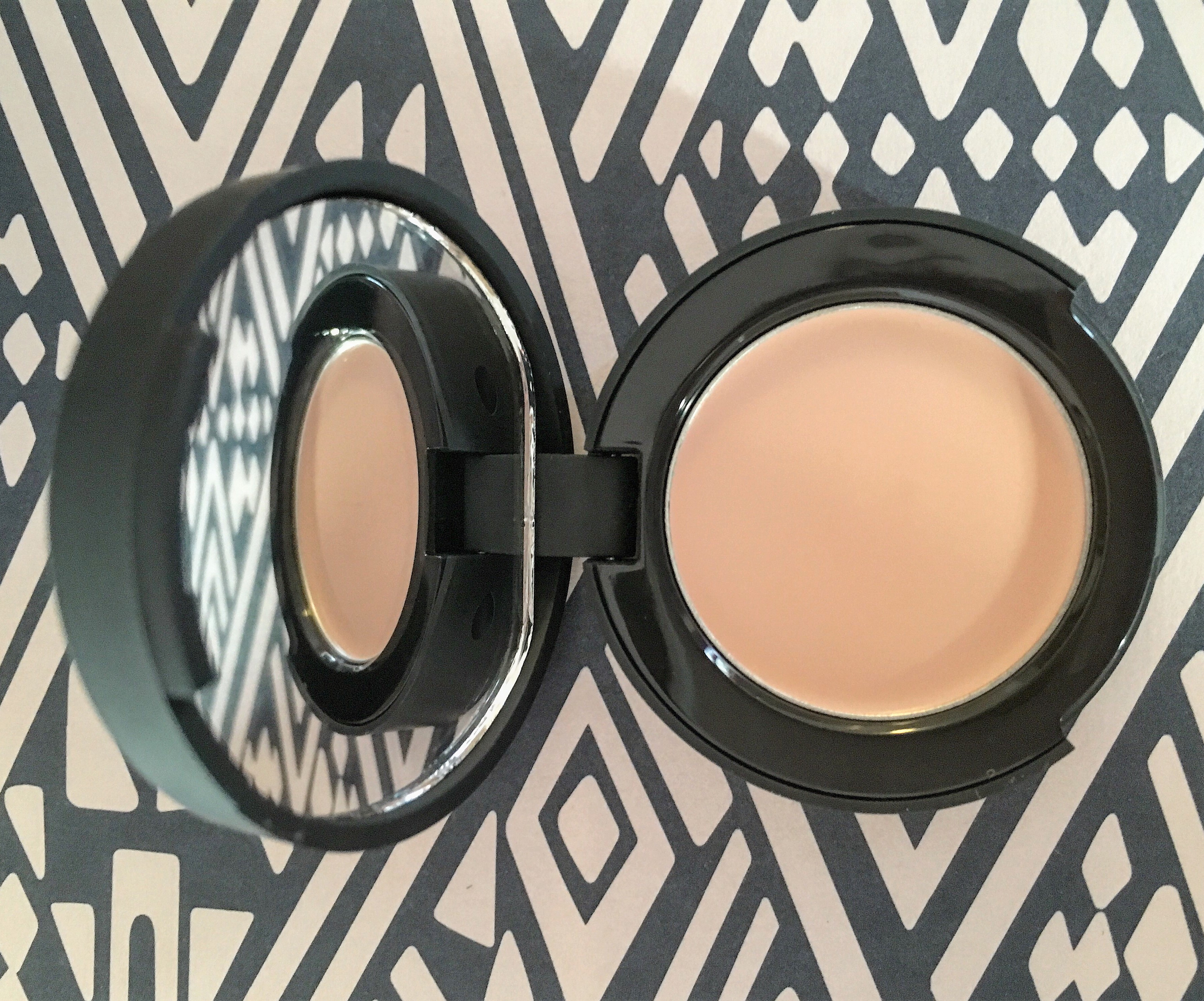 concealer crème bare minerals