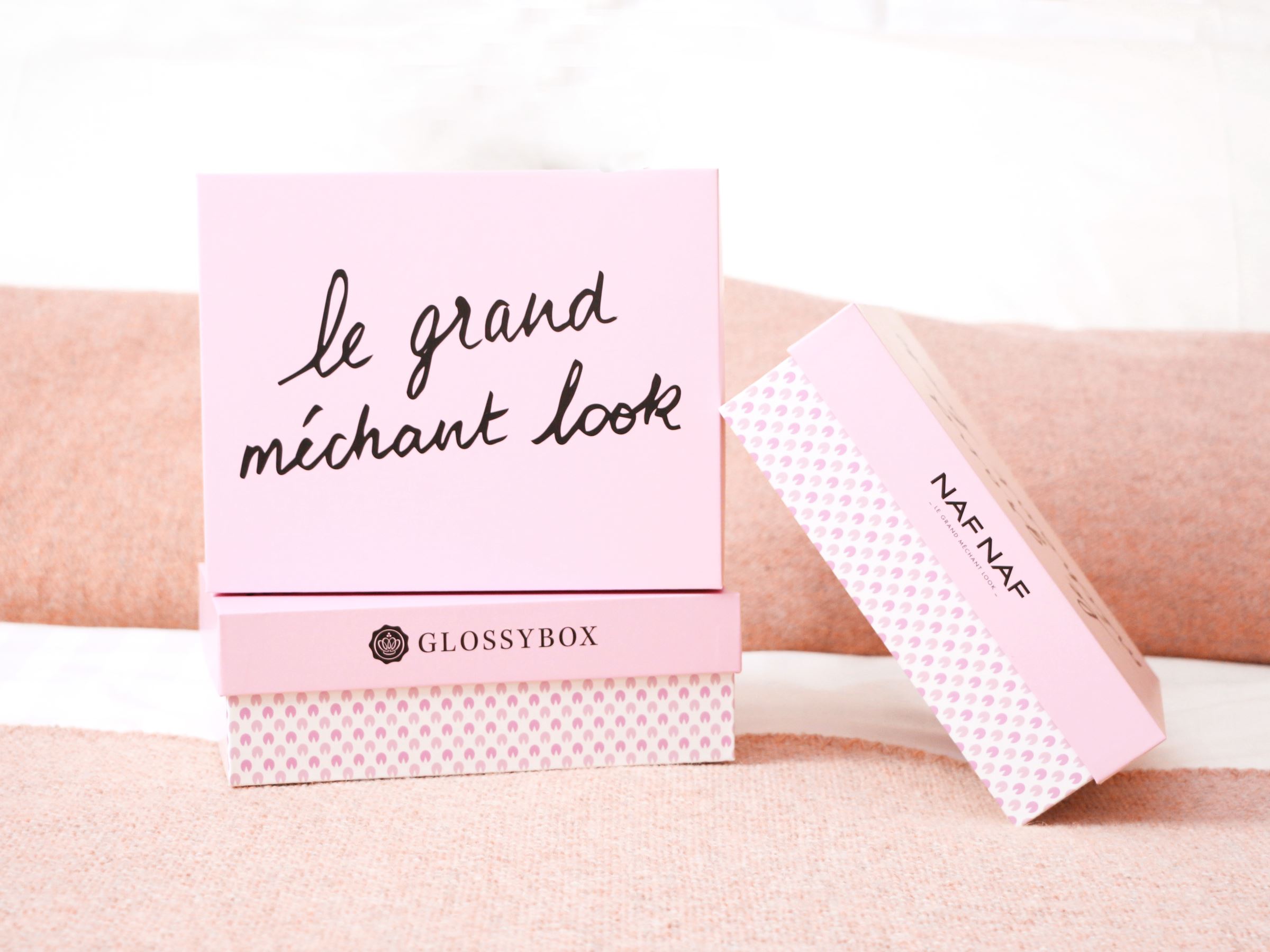 Glossybox-x-Naf-Naf-octobre-2017